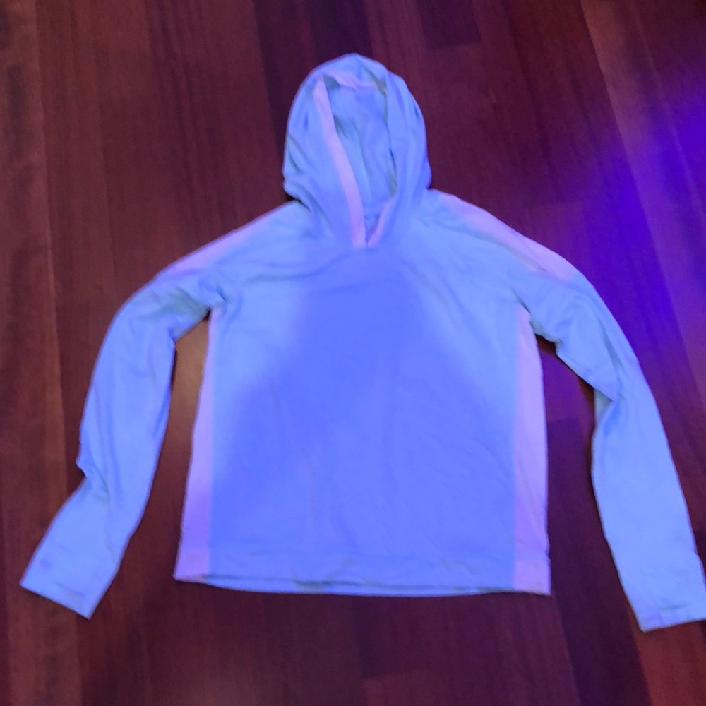 Athleta Girl light long sleeve shirt